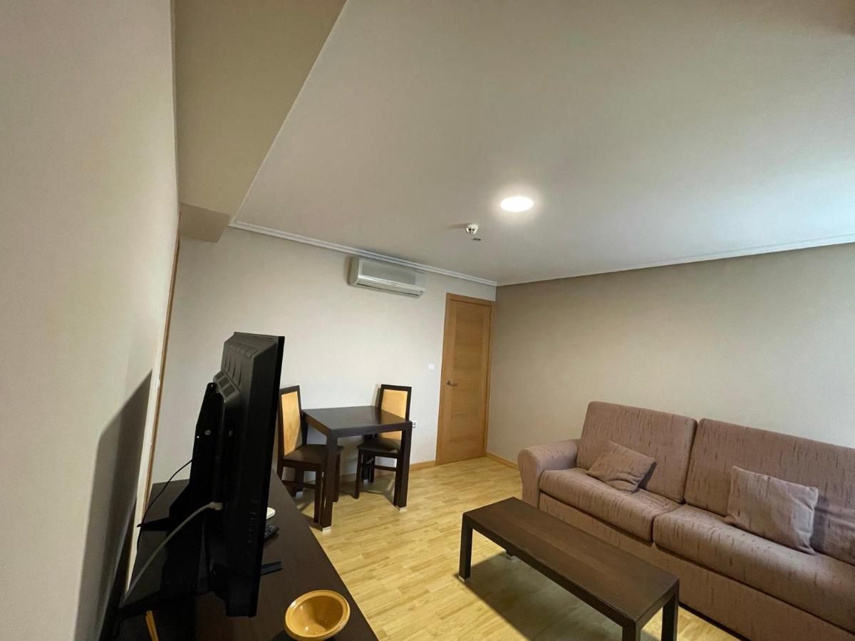 Aparthotel Arenteiro Carballino Ngoại thất bức ảnh