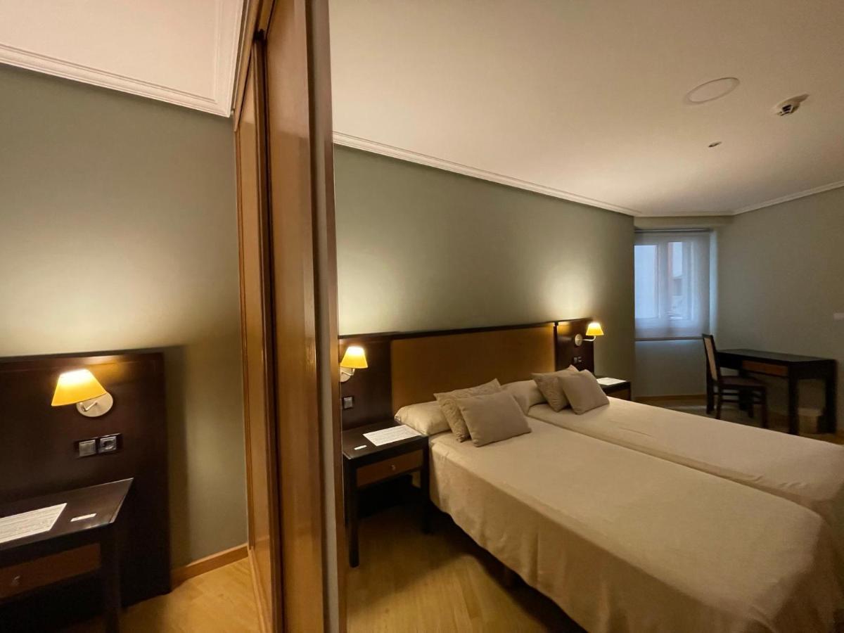 Aparthotel Arenteiro Carballino Ngoại thất bức ảnh